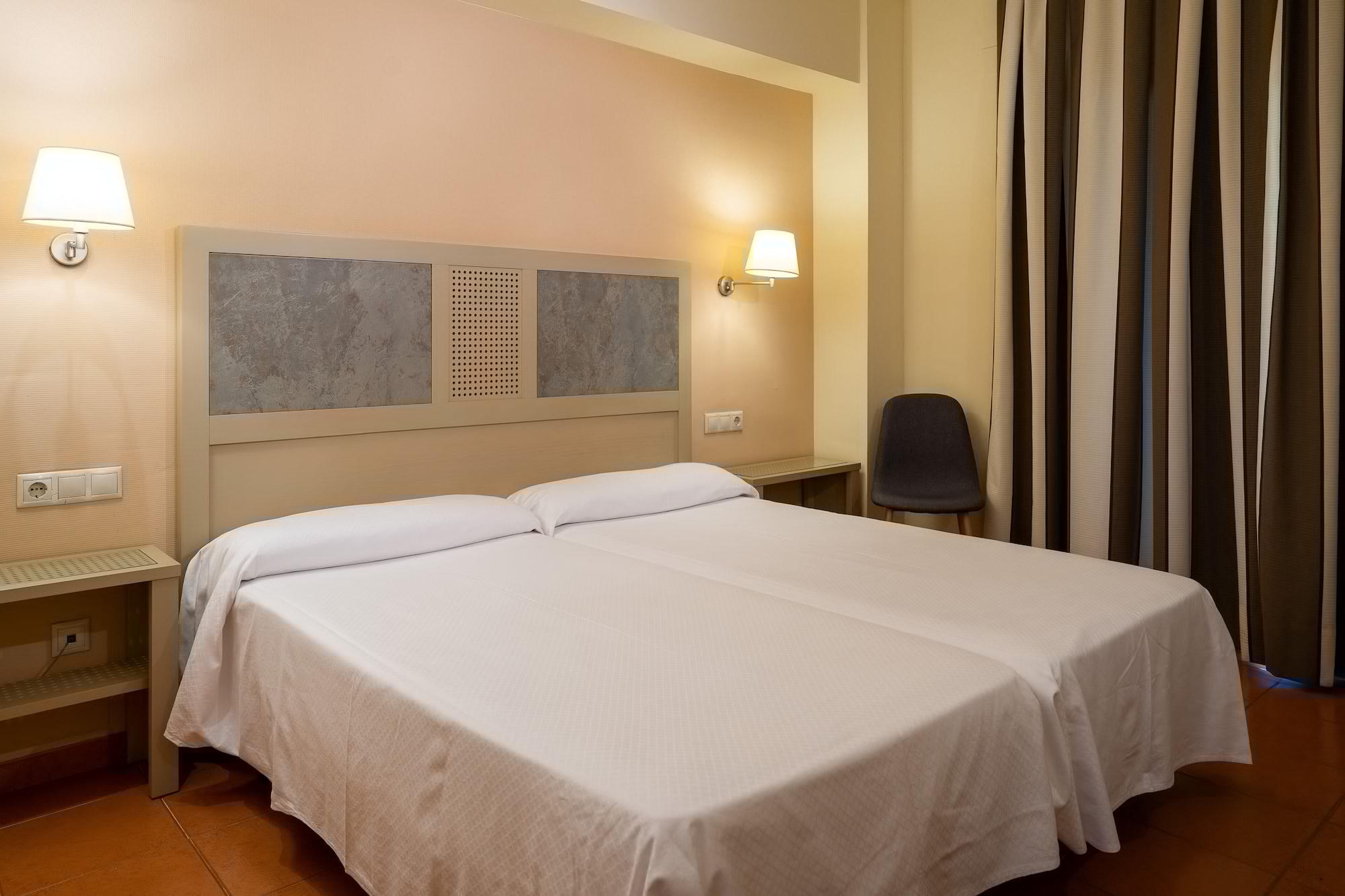 Hotel Alcossebre Luaran gambar